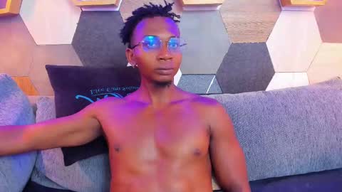   online show from March 2025 02:06:02 AM