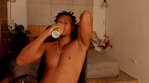   online show from October 2025 04:10:02 AM