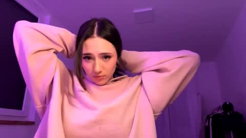 Mila online show from March 2026 06:12:02 PM