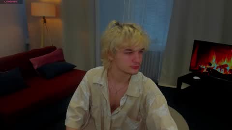 Snapshot of jamemiller chatting on February 2026 07:06:01 AM JameMiller online show from February 2026 07:06:01 AM