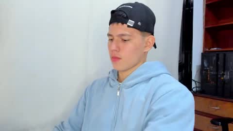 james_cr online show from February 2025 04:44:01 AM