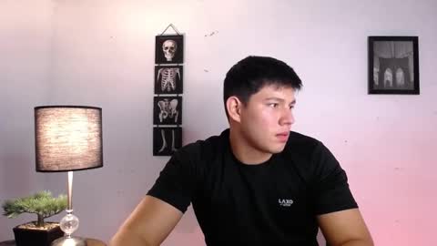 james_cr online show from November 2025 01:05:02 AM