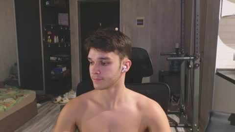 Snapshot of james_friends chatting on July 2026 10:31:02 PM James online show from July 2026 10:31:02 PM