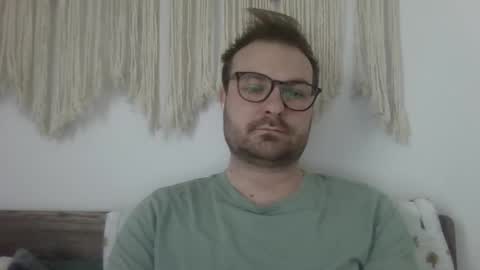 Snapshot of james_heron chatting on February 2025 09:25:02 AM James Heron online show from February 2025 09:25:02 AM