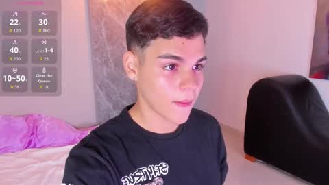 Snapshot of james_jonnes chatting on September 2025 07:47:01 PM James online show from September 2025 07:47:01 PM