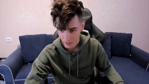 James online show from October 2025 06:37:01 PM