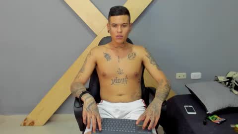 Jamesinked  online show from December 2024 07:05:02 PM