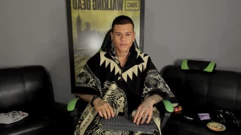 Jamesinked  online show from January 2025 05:16:02 AM