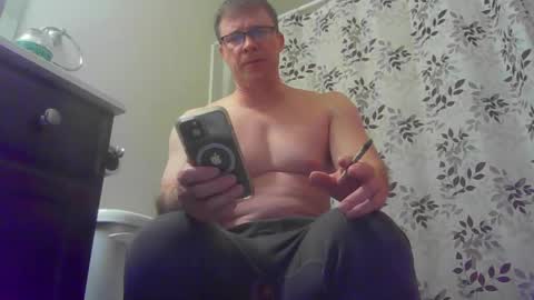 Snapshot of jamesjewels chatting on March 2025 02:46:02 AM jamesjewels online show from March 2025 02:46:02 AM