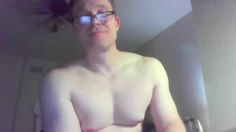 Snapshot of jamesjewels chatting on March 2025 04:08:02 AM jamesjewels online show from March 2025 04:08:02 AM