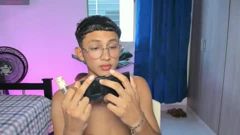jamess_blanco online show from October 2025 09:17:02 PM
