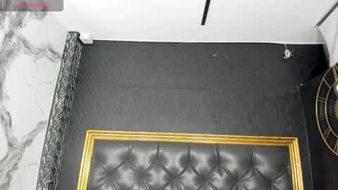 jamess_carterr_ online show from December 2025 06:33:02 AM