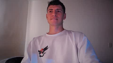 jamesss____ online show from December 2024 07:42:02 PM