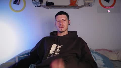 jamesss____ online show from November 2025 01:15:01 AM