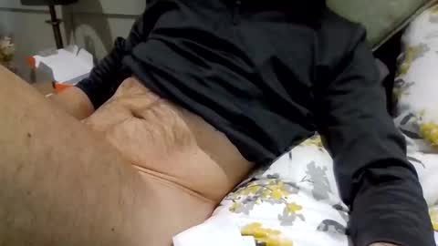 Snapshot of jameswhite5001 chatting on March 2026 04:08:01 PM jameswhite5001 online show from March 2026 04:08:01 PM