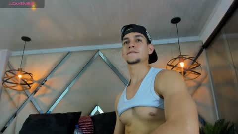 Snapshot of jamexxx1 chatting on July 2026 09:25:01 PM --- James --- online show from July 2026 09:25:01 PM