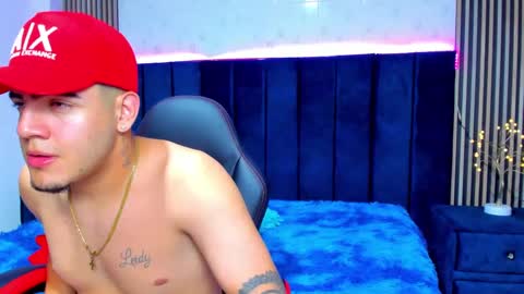Snapshot of jamezprada chatting on September 2025 09:25:02 PM Jamezprada online show from September 2025 09:25:02 PM