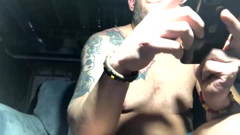 Snapshot of jamie19905 chatting on January 2025 09:24:02 AM jamie19905 online show from January 2025 09:24:02 AM