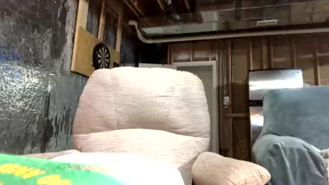 Snapshot of jamie19905 chatting on February 2025 04:51:02 AM jamie19905 online show from February 2025 04:51:02 AM