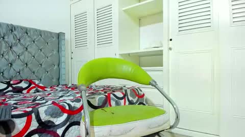 jamiee f online show from November 2025 03:12:02 PM