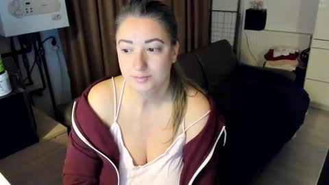 jamielanecb online show from November 2025 02:57:02 AM