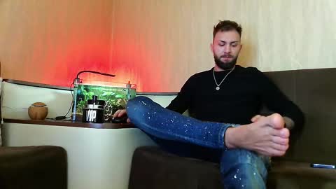 Robbie online show from March 2025 02:06:02 AM