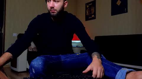 Robbie online show from October 2025 05:41:02 AM