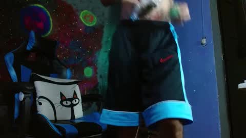 Jammes. online show from February 2025 05:53:02 AM