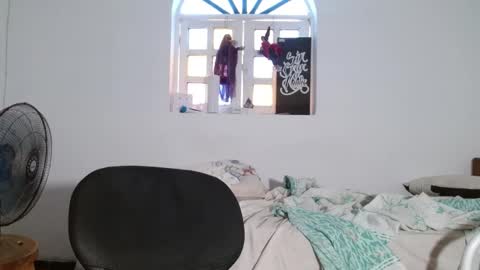 Jammes. online show from October 2025 05:46:02 PM