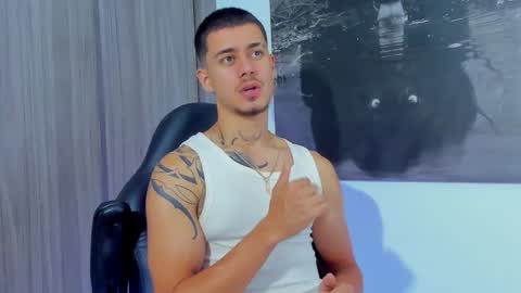 Snapshot of jamzawolf chatting on January 2026 06:22:01 PM jamzawolf online show from January 2026 06:22:01 PM