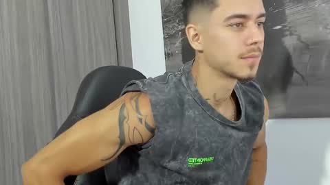 Snapshot of jamzawolf chatting on February 2026 08:15:01 PM jamzawolf online show from February 2026 08:15:01 PM