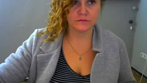 janaloveli online show from January 2025 08:10:02 AM