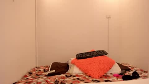 Jane  M online show from January 2025 02:32:02 AM