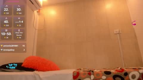 Jane  M online show from September 2025 03:37:01 PM