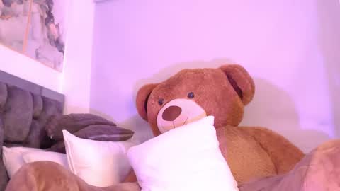 Jane online show from February 2025 07:42:01 PM