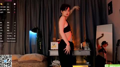 Snapshot of janemargolis chatting on May 2026 09:44:02 PM Im Jane Happy New Year everyone online show from May 2026 09:44:02 PM