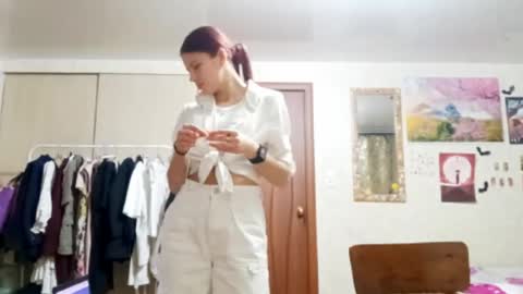 Snapshot of janenezinn chatting on April 2026 06:32:02 PM Sofia online show from April 2026 06:32:02 PM
