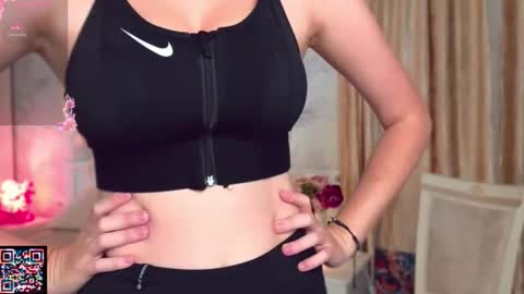 janepuff online show from September 2025 06:35:01 AM