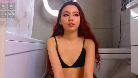 Jenifer online show from December 2025 08:21:02 AM