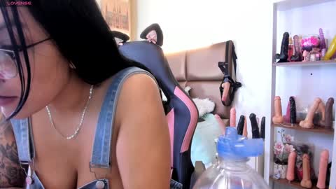 Janette online show from January 2025 09:36:02 AM