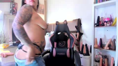 Janette online show from February 2025 03:30:02 AM