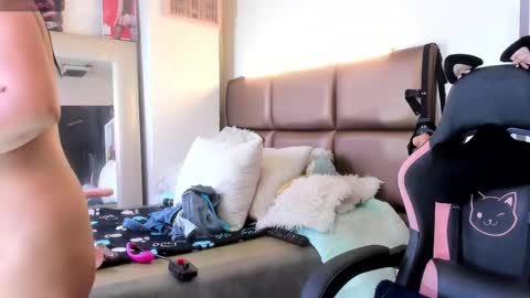 Janette online show from February 2025 06:51:01 AM