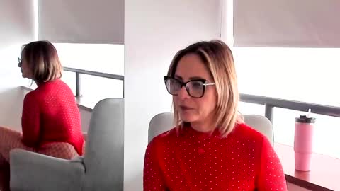 JANE TURNER MILF online show from February 2025 01:32:02 PM