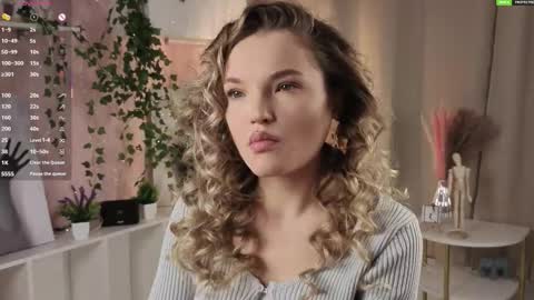 Hi Im Alice and here youll find something online show from December 2025 06:09:01 AM