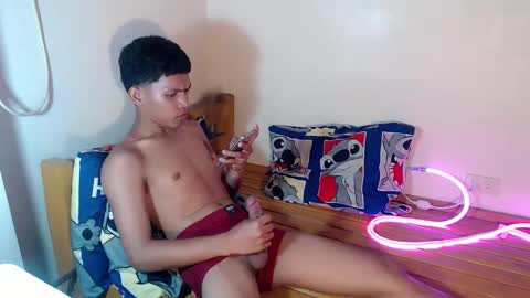 Snapshot of janlloyd04 chatting on September 2025 03:01:02 PM janlloyd04 online show from September 2025 03:01:02 PM