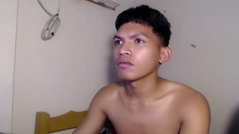 Snapshot of janlloyd04 chatting on October 2025 07:03:02 AM janlloyd04 online show from October 2025 07:03:02 AM