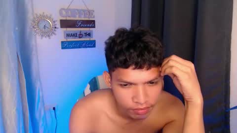 Snapshot of janlloyd04 chatting on November 2025 07:13:02 PM janlloyd04 online show from November 2025 07:13:02 PM