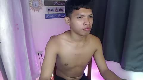 Snapshot of janlloyd04 chatting on November 2025 11:47:02 PM janlloyd04 online show from November 2025 11:47:02 PM