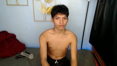 janlloyd04 online show from April 2026 07:58:02 AM