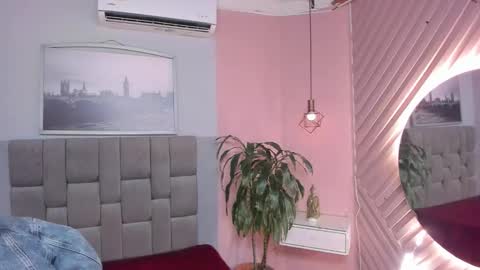 Snapshot of janna_lopezz chatting on November 2025 10:59:01 AM Janna online show from November 2025 10:59:01 AM